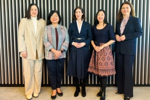 <strong>Read more about</strong><br />เอกอัครราชทูต ณ กรุงเวียนนา หารือหน่วยงานด้านเศรษฐกิจออสเตรียมุ่งเพิ่มมูลค่าการค้าและการลงทุน เอกอัครราชทูต ณ กรุงเวียนนา หารือหน่วยงานด้านเศรษฐกิจออสเตรียมุ่งเพิ่มมูลค่าการค้าและการลงทุน