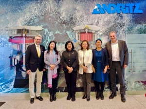 <strong>Read more about</strong><br />เอกอัครราชทูต ณ กรุงเวียนนา เยี่ยมชมโรงงาน Andritz Hydro ขยายความร่วมมือด้านพลังงานสะอาด เอกอัครราชทูต ณ กรุงเวียนนา เยี่ยมชมโรงงาน Andritz Hydro ขยายความร่วมมือด้านพลังงานสะอาด