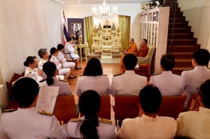 <strong>Read more about</strong><br />สถานเอกอัครราชทูต ณ กรุงเวียนนา จัดพิธีบำเพ็ญกุศลและน้อมรำลึกเนื่องในวันคล้ายวันพระบรมราชสมภพพระบาทสมเด็จพระบรมชนกาธิเบศร มหาภูมิพลอดุลยเดชมหาราช บรมนาถบพิตร ปี ๒๕๖๒ สถานเอกอัครราชทูต ณ กรุงเวียนนา จัดพิธีบำเพ็ญกุศลและน้อมรำลึกเนื่องในวันคล้ายวันพระบรมราชสมภพพระบาทสมเด็จพระบรมชนกาธิเบศร มหาภูมิพลอดุลยเดชมหาราช บรมนาถบพิตร ปี ๒๕๖๒
