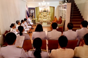 สถานเอกอัครราชทูต ณ กรุงเวียนนา จัดพิธีบำเพ็ญกุศลและน้อมรำลึกเนื่องในวันคล้ายวันพระบรมราชสมภพพระบาทสมเด็จพระบรมชนกาธิเบศร มหาภูมิพลอดุลยเดชมหาราช บรมนาถบพิตร ปี ๒๕๖๒