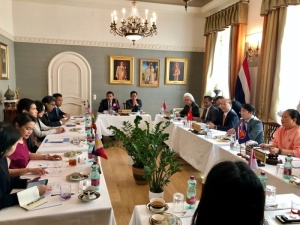 <strong>Read more about</strong><br />ไทยเป็นเจ้าภาพจัดการประชุมคณะกรรมการอาเซียน ณ กรุงเวียนนา ครั้งที่ 53 และส่งมอบตำแหน่งประธานคณะกรรมการอาเซียน ณ กรุงเวียนนา ให้แก่เวียดนาม ไทยเป็นเจ้าภาพจัดการประชุมคณะกรรมการอาเซียน ณ กรุงเวียนนา ครั้งที่ 53 และส่งมอบตำแหน่งประธานคณะกรรมการอาเซียน ณ กรุงเวียนนา ให้แก่เวียดนาม